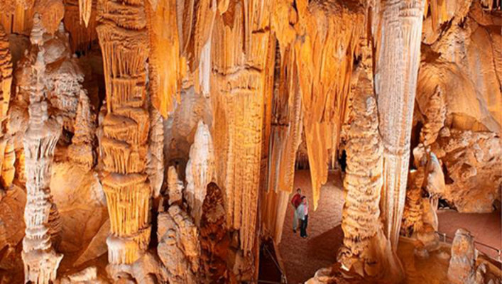 Luray Caverns.